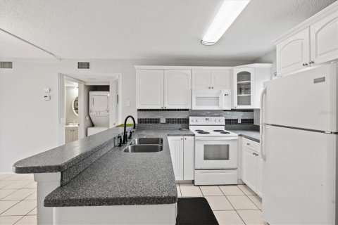 Condominio en venta en Punta Gorda, Florida, 2 dormitorios, 79.9 m2 № 1800201 - foto 8