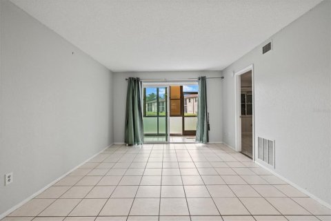 Condominio en venta en Punta Gorda, Florida, 2 dormitorios, 79.9 m2 № 1800201 - foto 10