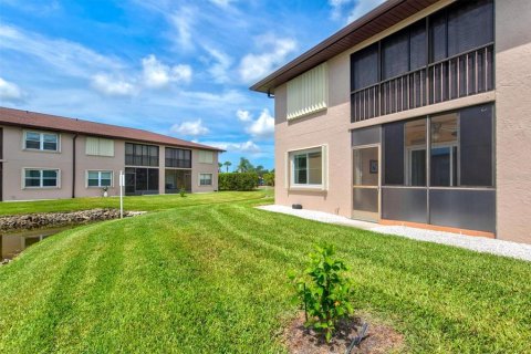 Condominio en venta en Punta Gorda, Florida, 2 dormitorios, 79.9 m2 № 1800201 - foto 23
