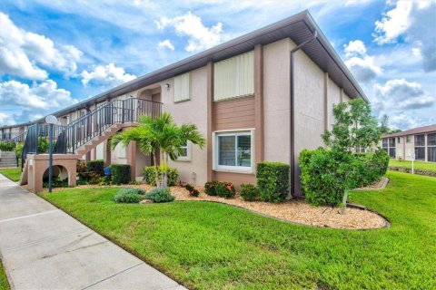 Condominio en venta en Punta Gorda, Florida, 2 dormitorios, 79.9 m2 № 1800201 - foto 3