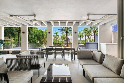 Condo in Key Biscayne, Florida, 3 bedrooms  № 1961099