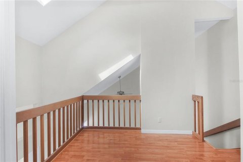 Condo in Altamonte Springs, Florida, 2 bedrooms  № 2201832 - photo 16