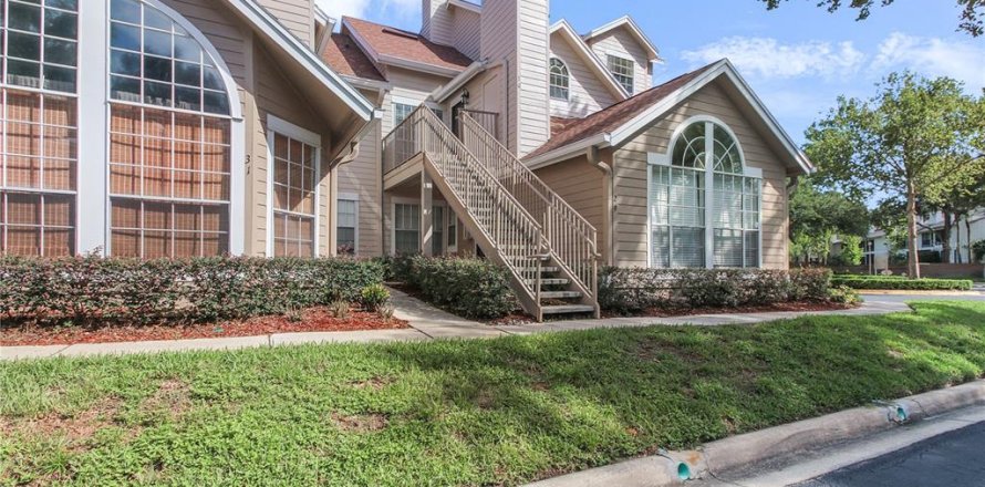 Condo in Altamonte Springs, Florida, 2 bedrooms  № 2201832