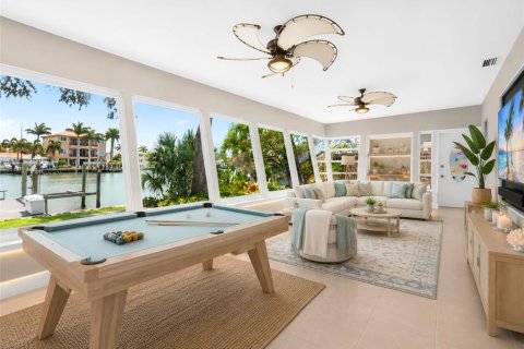 Villa ou maison à vendre à Madeira Beach, Floride: 2 chambres, 148.18 m2 № 2314325 - photo 22