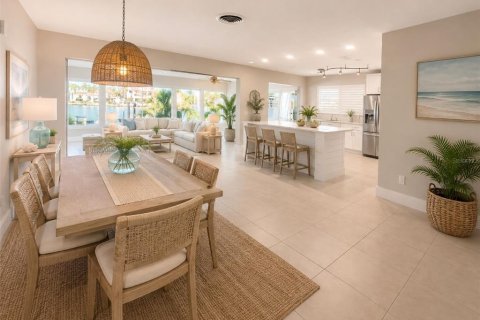 Villa ou maison à vendre à Madeira Beach, Floride: 2 chambres, 148.18 m2 № 2314325 - photo 11