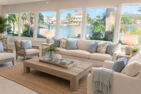 Villa ou maison à vendre à Madeira Beach, Floride: 2 chambres, 148.18 m2 № 2314325 - photo 26