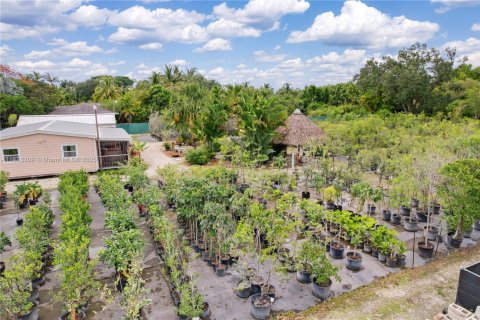 Купить земельный участок в Хомстед, Флорида № 2023357 - фото 9
