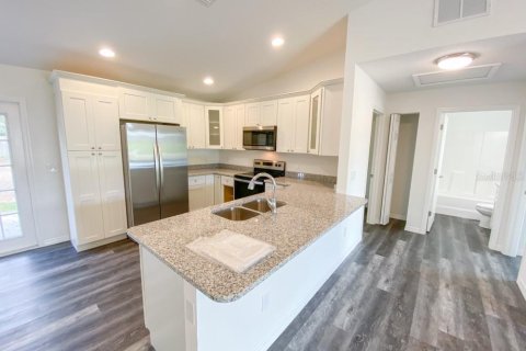 Casa en venta en Ocala, Florida, 3 dormitorios, 122.91 m2 № 2098512 - foto 3