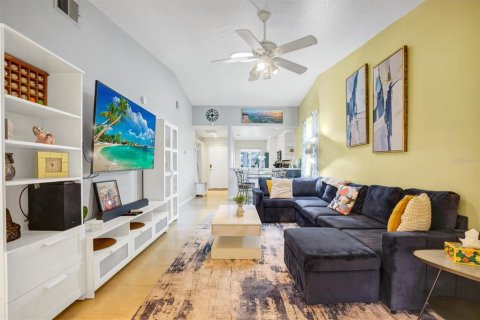 Condominio en venta en Kissimmee, Florida, 2 dormitorios, 102.56 m2 № 1832855 - foto 15