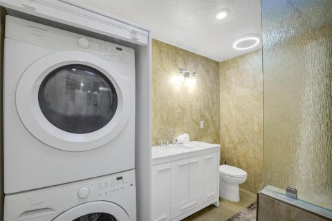 Condominio en venta en Kissimmee, Florida, 2 dormitorios, 102.56 m2 № 1832855 - foto 19
