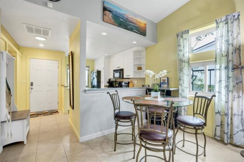 Condominio en venta en Kissimmee, Florida, 2 dormitorios, 102.56 m2 № 1832855 - foto 13