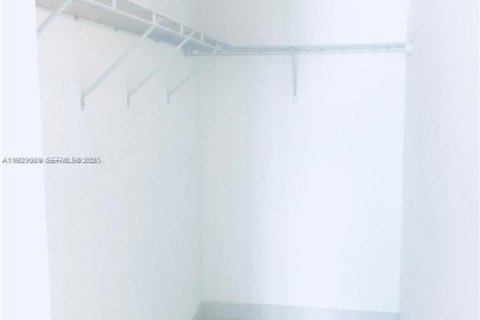 Copropriété à vendre à Miami, Floride: 2 chambres, 91.97 m2 № 1987336 - photo 8