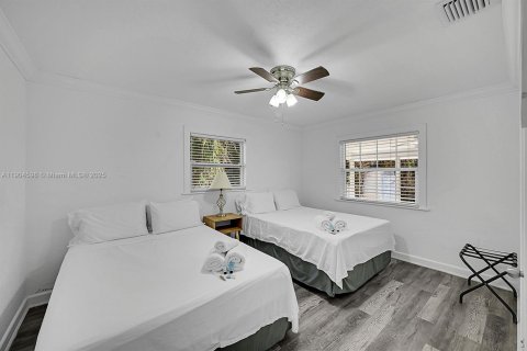 Купить виллу или дом в Уэст-Палм-Бич, Флорида 2 спальни, 84.17м2, № 1956066 - фото 14