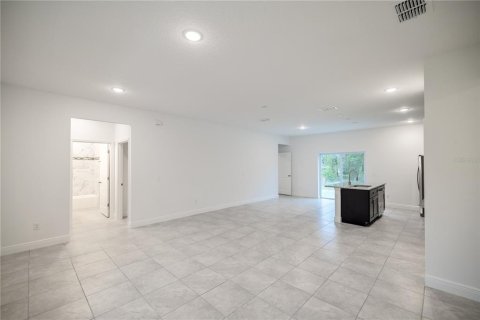 Casa en alquiler en Ocala, Florida, 4 dormitorios, 146.79 m2 № 1771558 - foto 4