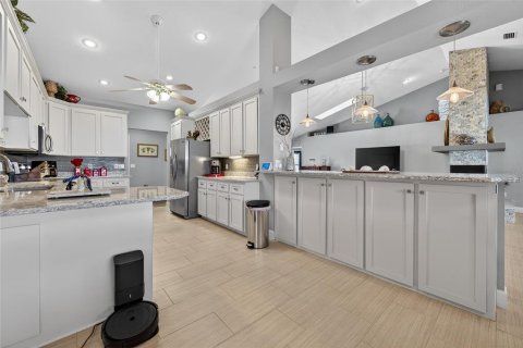 Купить виллу или дом в Нью-Смирна-Бич, Флорида 9 комнат, 226.31м2, № 2094524 - фото 17