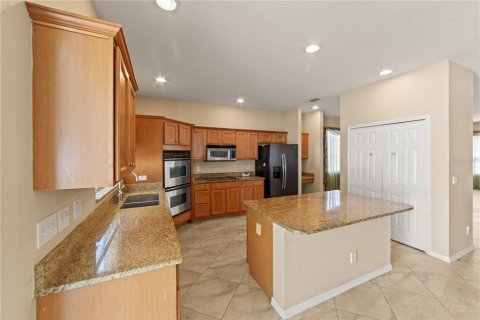 Casa en venta en Bradenton, Florida, 4 dormitorios, 303.79 m2 № 2157649 - foto 8