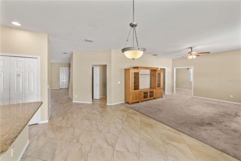 Casa en venta en Bradenton, Florida, 4 dormitorios, 303.79 m2 № 2157649 - foto 2