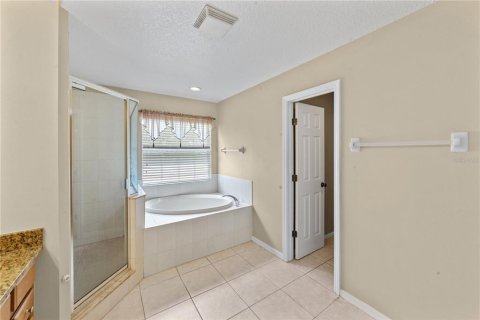 Casa en venta en Bradenton, Florida, 4 dormitorios, 303.79 m2 № 2157649 - foto 25