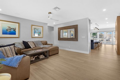 Villa ou maison à vendre à Pompano Beach, Floride: 3 chambres, 160.81 m2 № 2081737 - photo 5