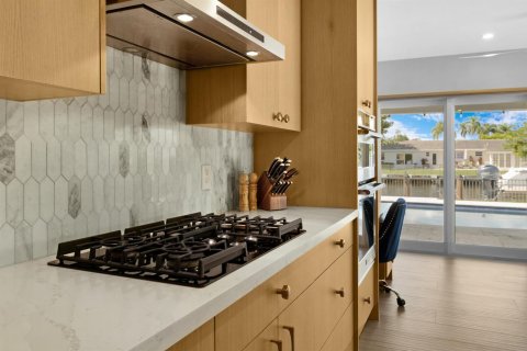 Villa ou maison à vendre à Pompano Beach, Floride: 3 chambres, 160.81 m2 № 2081737 - photo 11