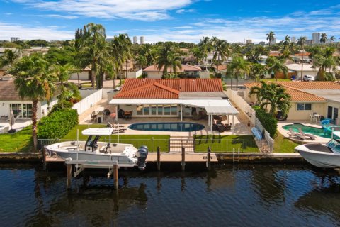 Villa ou maison à Pompano Beach, Floride 3 chambres, 160.81 m2 № 2081737