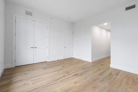 Condo in Palm Beach Shores, Florida, 3 bedrooms  № 2190926 - photo 30