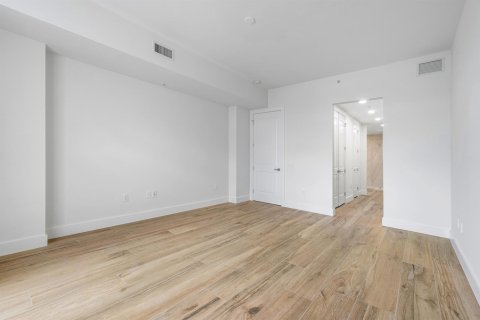 Condo in Palm Beach Shores, Florida, 3 bedrooms  № 2190926 - photo 25