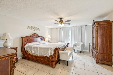 Casa en venta en Port St. Lucie, Florida, 3 dormitorios, 176.51 m2 № 2382918 - foto 10