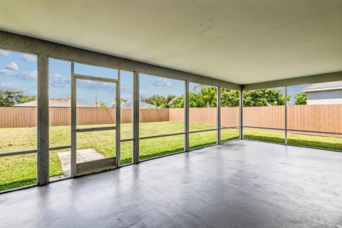 Casa en venta en Port St. Lucie, Florida, 3 dormitorios, 176.51 m2 № 2382918 - foto 26