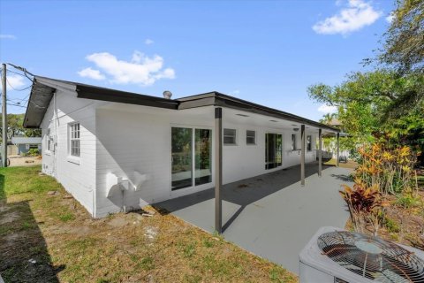 Villa ou maison à vendre à New Smyrna Beach, Floride: 3 chambres, 115.66 m2 № 1587324 - photo 19