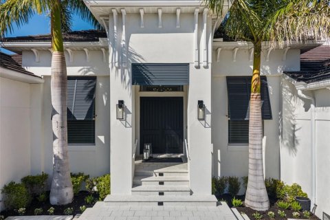 House in Sarasota, Florida 4 bedrooms, 285.86 sq.m. № 2237049 - photo 4