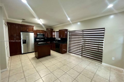 Townhouse in Homestead, Florida 3 bedrooms, 141.03 sq.m. № 2013758 - photo 10