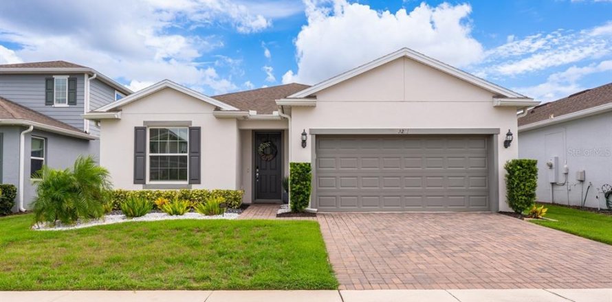 Casa en ESTATES AT LAKEVIEW PRESERVE en Winter Garden, Florida 3 dormitorios, 206.61 m2 № 1909468