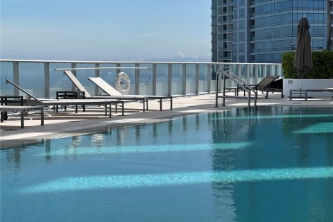 Commercial property in Miami, Florida № 1766874 - photo 6