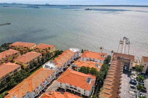 Купить таунхаус в Данедин, Флорида 7 комнат, 271.09м2, № 2203847 - фото 2