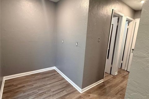 Immobilier commercial à louer à Gainesville, Floride: 80.27 m2 № 2430852 - photo 21