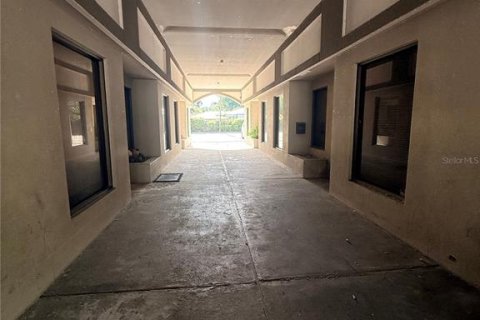 Immobilier commercial à louer à Gainesville, Floride: 80.27 m2 № 2430852 - photo 3