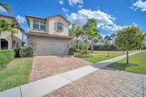 Villa ou maison à louer à Pembroke Pines, Floride: 4 chambres, 222.69 m2 № 2071069 - photo 2