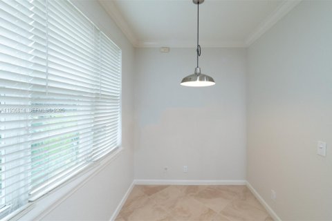 Touwnhouse à vendre à Jupiter, Floride: 2 chambres, 157.93 m2 № 1995174 - photo 11
