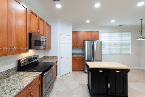 Touwnhouse à vendre à Jupiter, Floride: 2 chambres, 157.93 m2 № 1995174 - photo 4