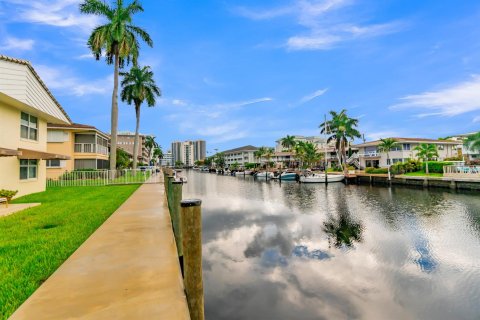 Condo in Fort Lauderdale, Florida, 2 bedrooms  № 2375007 - photo 27