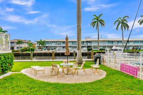 Condo in Fort Lauderdale, Florida, 2 bedrooms  № 2375007 - photo 29