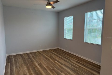 Casa en alquiler en Minneola, Florida, 4 dormitorios, 195.37 m2 № 1894883 - foto 2