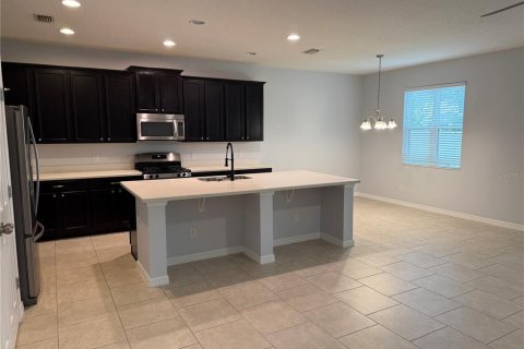Casa en alquiler en Minneola, Florida, 4 dormitorios, 195.37 m2 № 1894883 - foto 9