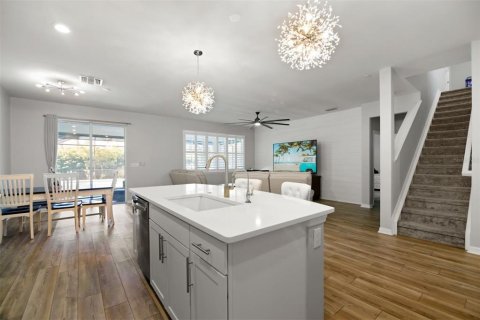 Casa en venta en Bradenton, Florida, 4 dormitorios, 265.61 m2 № 1901833 - foto 12