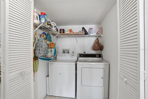 Купить кондоминиум в Пунта-Горда, Флорида 5 комнат, 107.12м2, № 2205574 - фото 18