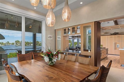 Villa ou maison à vendre à Anna Maria, Floride: 4 chambres, 345.78 m2 № 2396529 - photo 5