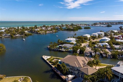 Villa ou maison à vendre à Anna Maria, Floride: 4 chambres, 345.78 m2 № 2396529 - photo 19