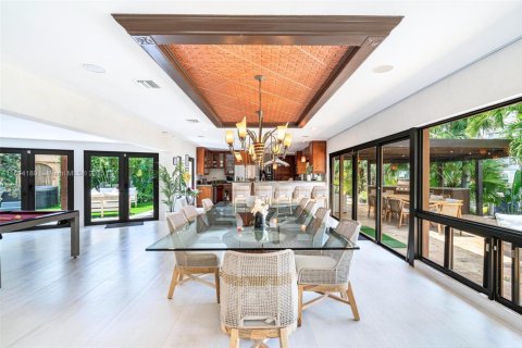 Villa ou maison à louer à Wilton Manors, Floride: 5 chambres, 335.47 m2 № 1943012 - photo 10