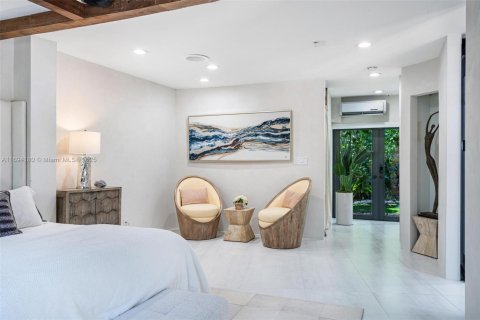 Villa ou maison à louer à Wilton Manors, Floride: 5 chambres, 335.47 m2 № 1943012 - photo 20